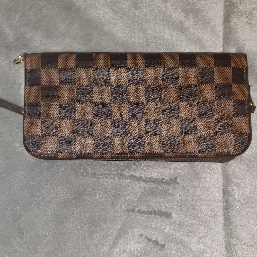 Louis Vuitton damier wallet